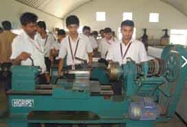 Lab  MET’s Institute of Technology, Polytechnic, Nashik in Nashik