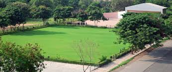 Garden Photo Vanita Vishram Womens University in Surat