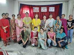 Group photo Mata Ganga Girls College in Jalandar