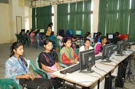 Computer Lab College For Girls (SRSGPCG, Ludhiana)  in Ludhiana