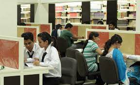 library Uttaranchal Institute of Technology (UIT, Dehradun) in Dehradun