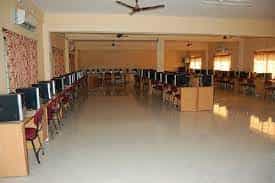 Computer Center of Haji Mohammed Khasim Saheb and Mohammed Galab Saheb Memorial College of Education, Guntur in Guntur