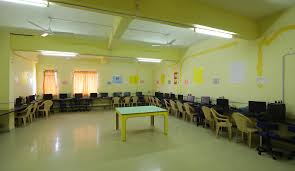 Computer Lab Photo Shree Dhanvantary Pharmacy College - [SDPC], Surat in Surat