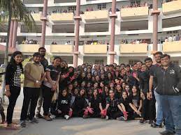 Group Photo for Shri J.D. Gabani Commerce College - (JDGSAS, Surat) in Surat