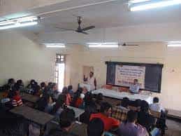 Classroom Saraswati Mandir Night College of Commerce and Arts (SMNCCA), Pune