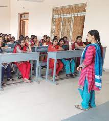 Conversation techers or students Meenakshi Academy of Higher Education and Research in Chennai	