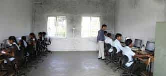 Computer lab  Bhagwan Shri Chakradhar Swami College of Physical Education (BSCSCPE), Chandrapur in Chandrapur