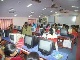 Smt. P.N. Doshi Women's College, Mumbai Computer Lab