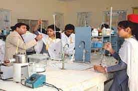 Lab Satyam Polytechnic and Pharmacy (SPP, Amritsar) in Amritsar	