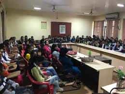 Classroom Women's Polytechnic (WP), Kolkata in Kolkata