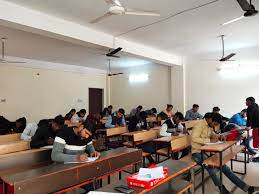 Class DAV Post Graduate College in Varanasi