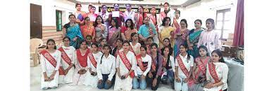 Group photo Kanpur Vidya Mandir Mahila Mahavidyalaya (KVMMM, Kanpur) in Kanpur 