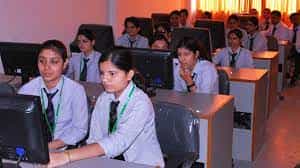 Computer lab for Laureate Institute of Pharmacy (LIP), Kangra in Kangra