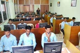 Computer lab Janata College of Education (JCE), Chandrapur in Chandrapur