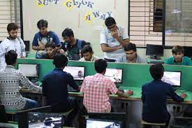 Computer Lab for DRS & SS Gandhi College of Engineering, (DRS-SSGCE, Surat) in Surat