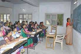 Classroom Jialal Institute of Education in Ajmer