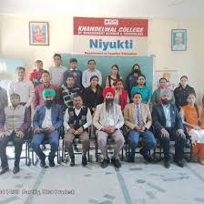 Group photo Khandelwal College of Management Science and Technology (KCMT, Bareilly) in Bareilly