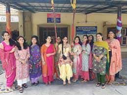 Group photo Montgomery Guru Nanak College of Education in Jalandar