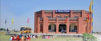 Campus Khalsa College in Amritsar	