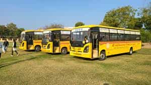 Bus Parking Photo Shree Swaminarayan Ayurvedic College, Gandhinagar in Gandhinagar