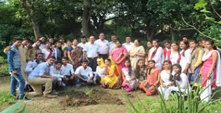 Group Photo Seth Phoolchand Agrawal Smriti College, Raipur in Raipur