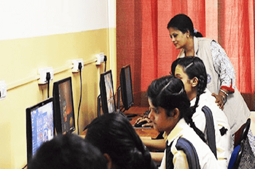 Computer Lab Digambar Jain Adarsh Mahila Sanskrit PG Mahavidyalaya, Banwaripur in Ajmer
