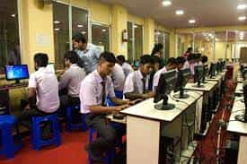Lab Kingston Polytechnic College (KPC), Kolkata in Kolkata