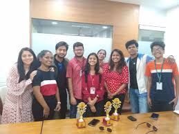 Sir Sitaram and Lady Shantabai Patkar College of Arts and Science Group Photo with Prize