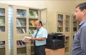 Library Photo M.R. College Of Pharmaceutical Sciences And Research, Kolkata in Kolkata