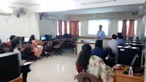 Computer Lab Photo Tolani Motwani Institute of Management Studies - (TMIMS, Kachchh) in Ahmedabad