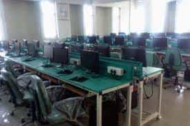 Computer lab Manajiraje Bhosale Technical Campus Faculty of Engineering (MBT, Sangli) in Sangli