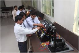 Laboratory of V S Lakshmi Womens Degree & PG College, Kakinada in Kakinada