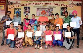 Group photo Khalsa College of Education in Amritsar	