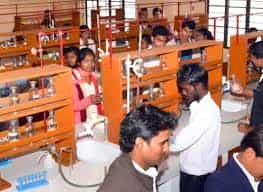 Lab Akhilabhagya Mahavidyalya, Gorakhpur in Gorakhpur