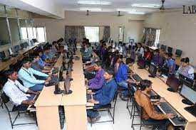 Computer Lab for Bhagwan Mahavir College of Commerce and Management Studies - (BMCCMS, Surat) in Surat