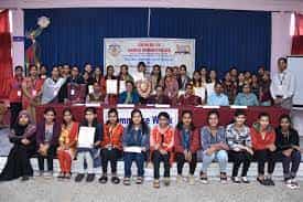 Group photo  SMRK BKAK Mahila Maha Vidyalaya, Nashik in Nashik