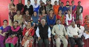 Group photo Mahaveer Prasad Smarak Mahila Mahavidyalaya in Ambedkar Nagar