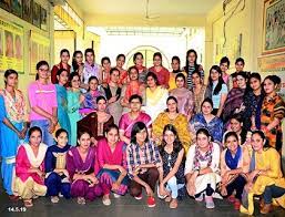 Group photo Tika Ram PG Girls College in Sonipat