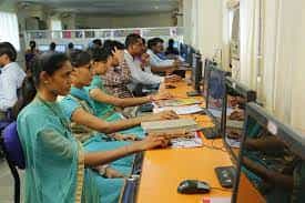 Computer Center of St. Johns College of Engineering & Technology, Yemmiganur in Kurnool	
