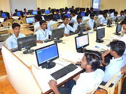 Computer Lab for Ananda College (AC), Devakottai in Sivaganga