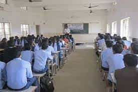 Classroom  Shri Laxmanrao Mankar Institute of Pharmacy (SLMIP, Nagpur) in Nagpur