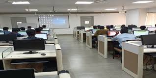 Computer Lab for DG Vaishnav College - (DDGDVC, Chennai) in Chennai	