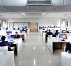 Lab KCC Institute of Technology & Management (KCCITM, Greater Noida) in Greater Noida