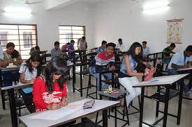 classroom Amiraj College of Engineering and Technology (ACET, Ahmedabad) in Ahmedabad