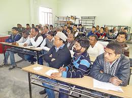 Class Thakur Yugraj Singh Mahavidyalaya (TYSM, Fatehpur) in Fatehpur