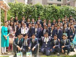 Group photo K.G. Joshi College of Arts & N.G. Bedekar College of Commerce (KJCA&NBCC), Thane