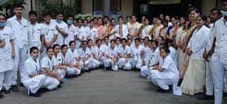 Group photo Florence Nightingale College of Nursing, New Delhi in New Delhi	