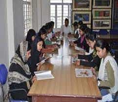 Library Mirza Ghalib College (MGC), Gaya in Gaya