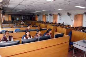 Computer lab J.D. Women's College (Patna) in Patna