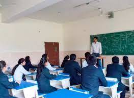 Classroom Shri Cloth Market Kanya Vanijya Mahavidyalaya(SCMKVM), Indore in Indore